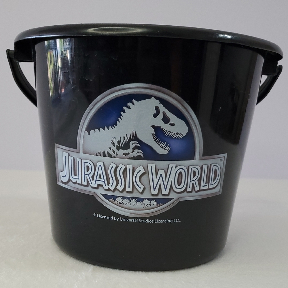 Jurassic World Dinosaur Bucket Halloween Toys Beach